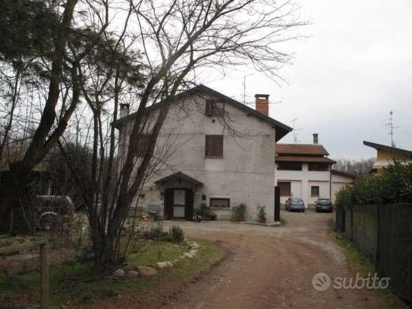 Castelletto Sopra Ticino - bilocale in corte