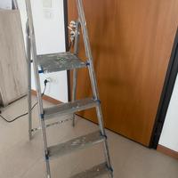 Scala in alluminio 4 gradini