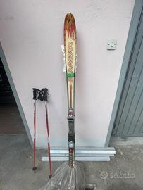 Sci alpine carving Dynastar pro turn