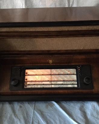 Radioricevitore Marelli modello 8C 05 - 1942-