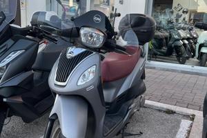 Scooter Simphony S 125