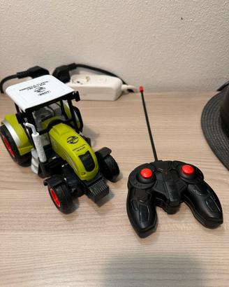 Trattore giocattolo telecomandato