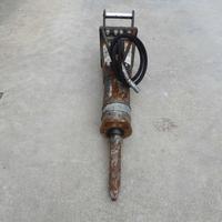 Martello demolitore idraulico Montabert Bobcat HB9