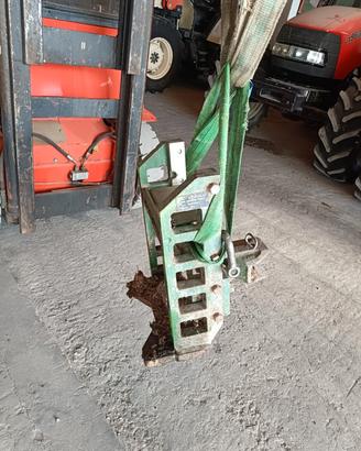 ganci traino vari modelli per varie marche