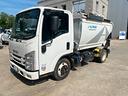 isuzu-m-55-con-attrezzatura-recupero-nettezza-urba
