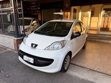 Peugeot 107 1.0 68CV 3p. Desir
