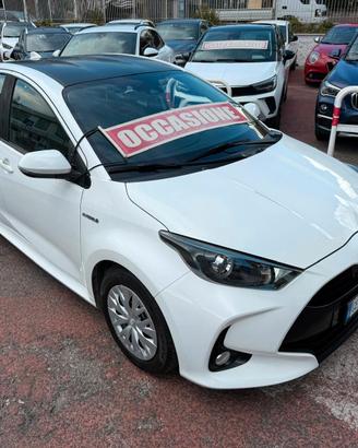 Toyota Yaris 1.5h 92cv **PRONTA CONSEGNA**