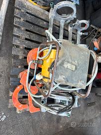 M110 MACCHINARIO PER SALDATURA DEI TUBI IN PVC