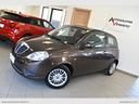 lancia-ypsilon-1-2-versus