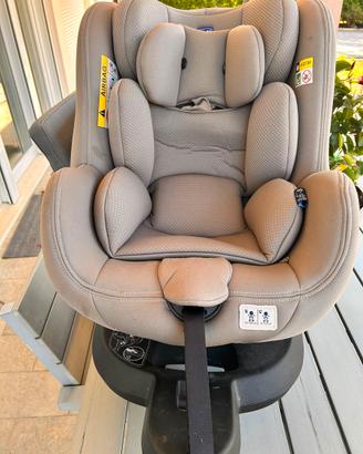 Seggiolino auto chicco girevole  isofix