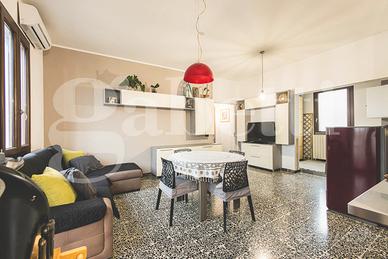 Trivano biservizi con terrazza