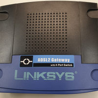 LINKSYS ADSL 2 Gateway router con alimentatore