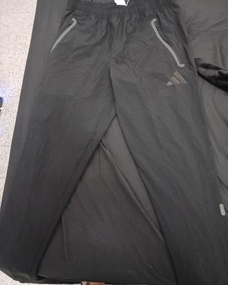 Pantalone unisex Adidas nero nuovo 30€ tratt