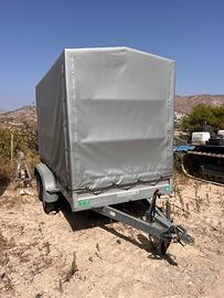 Carrello chiuso con 2000kg di portata