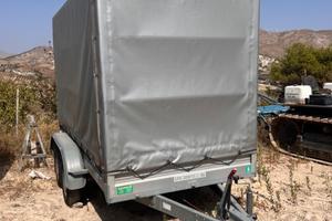 Carrello chiuso con 2000kg di portata