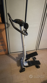 Stepper con Manubrio e Monitor LCD