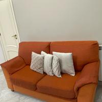 Divano artigianale arancio