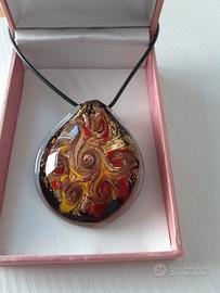 ciondolo stile vetro di murano 