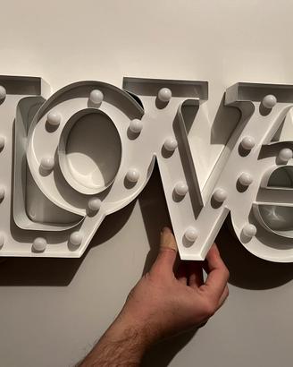 Scritta luminosa "Love" (colore bianco, Navaris)
