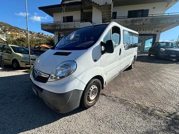 Opel Vivaro 29 2.0 CDTI 120CV PL-TN Combi 9 posti