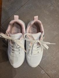 SKECHERS 33