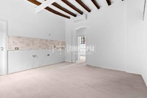 TRILOCALE COMPLETAMENTE RISTRUTTURATO