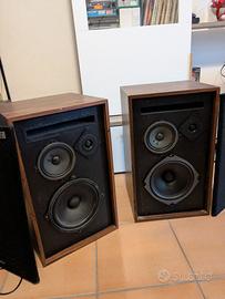 Casse acustiche hi-fi. Squinzano.