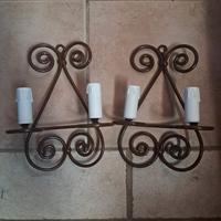 Applique da parete in ferro battuto.
