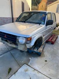 Cabina pajero v20 GLX