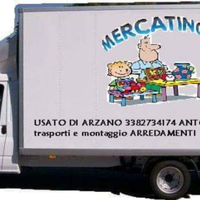 Cameretta parete attrezzata divano