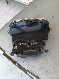 QUADRO STRUMENTI TOYOTA Yaris Serie (03>05)