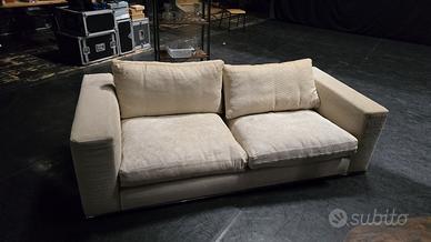 Divano 2 posti