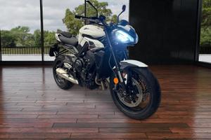 Triumph Street Triple 765R