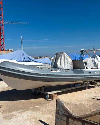gommone mar. co altura 57 con Mercury 135 optmax
