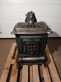 stufa a legna in ghisa 