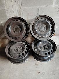 Cerchi acciaio Fiat 4 fori R13
