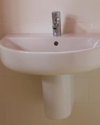 Lavabo sospeso serie connect ideal standard