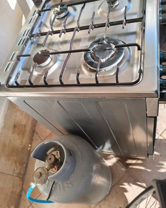 cucina e forno a gas beco