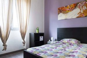 Stanza in appartamento di 71 m² a Milano