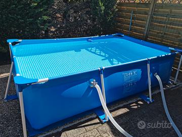 Filtro a sabbia con piscina