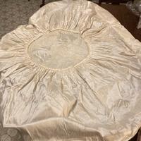 Tovaglia tonda  in shantung di seta e pizzo -nuovi