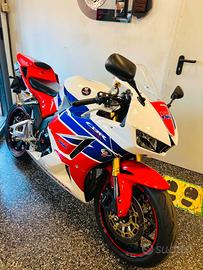 Honda CBR 600 RR R MOTO DA VETRINA 12 MESI GARANZI