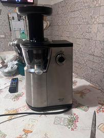 Estrattore Succo a Freddo Hotpoint Ariston SJ4010