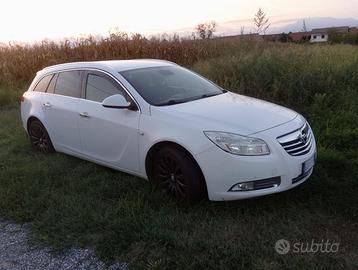 Opel Insignia Sports Tourer 2011 motore 131CV KO