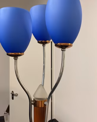 Lampada piantana da terra