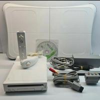 Nintendo Wii + Balance Board e gioco WiiFit 