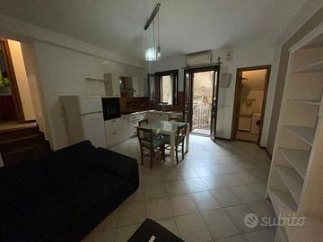 Casa indipendente, bilocale, messo a nuovo