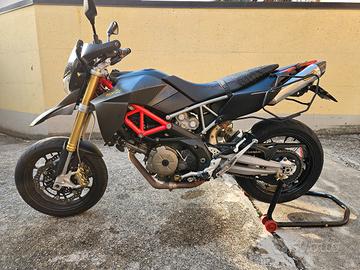 Aprilia dorsoduro 750 factory