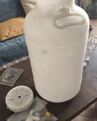 Fermentatore alimentare da 30 litri, mai usato