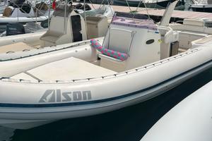 Gommone Alson 880